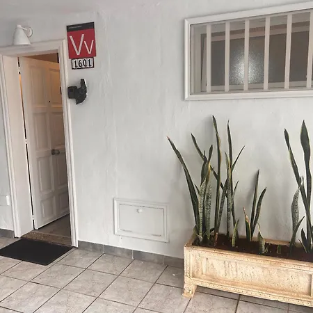 Budda House Puerto Del Carmen. Tías