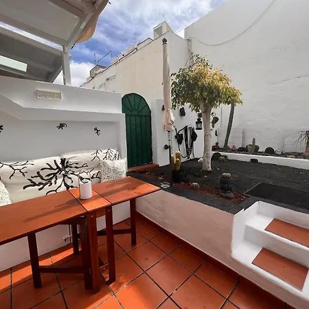 Budda House Puerto Del Carmen. Apartment Tias