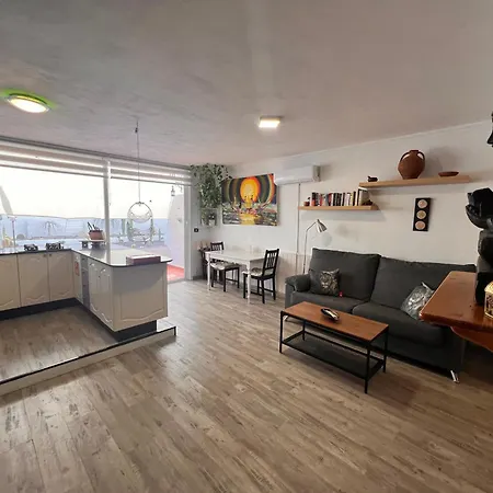 Budda House Puerto Del Carmen. *