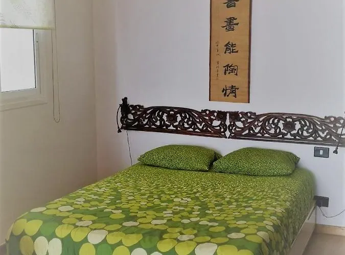Budda House Puerto Del Carmen. 蒂亚斯