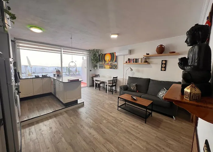 Budda House Puerto Del Carmen. *